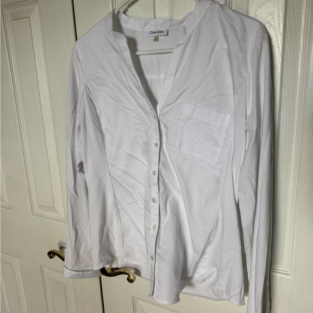 Dressy! Business! Calvin Klein Women's Crisp White Button-Down Shirt Large